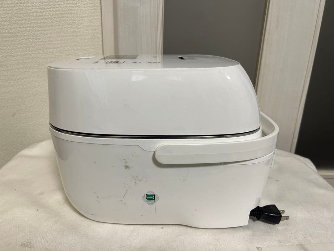 東芝 TOSHIBA 真空圧力IH炊飯器 RC-10VSP 2020年製