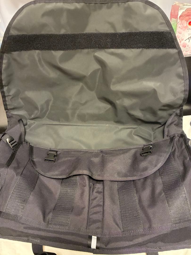 CHROME メッセンジャーバッグ BERLIN MESSENGER