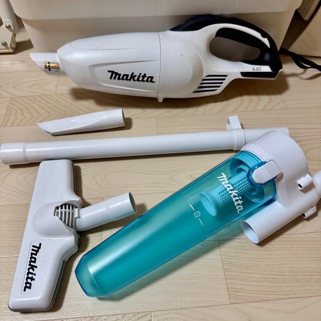 Makitaマキタ CL181FD 充電式クリーナー(バッテリー付属なし)