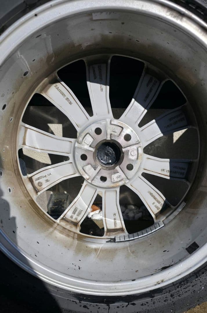 お値下げフォルクスワーゲンT-ROC 純正サマータイヤ ホイール PIRELLI