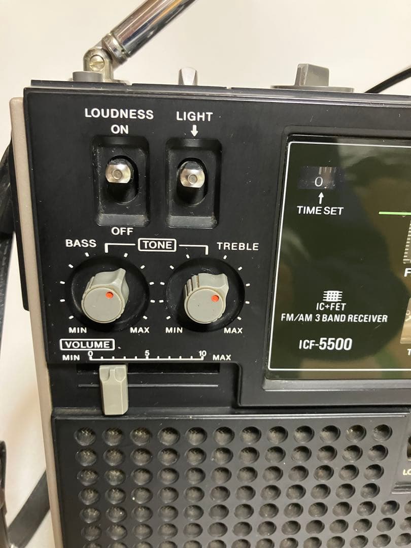 ソニーラジオ　ＩＣＦー５５００　　　　　　　完動品