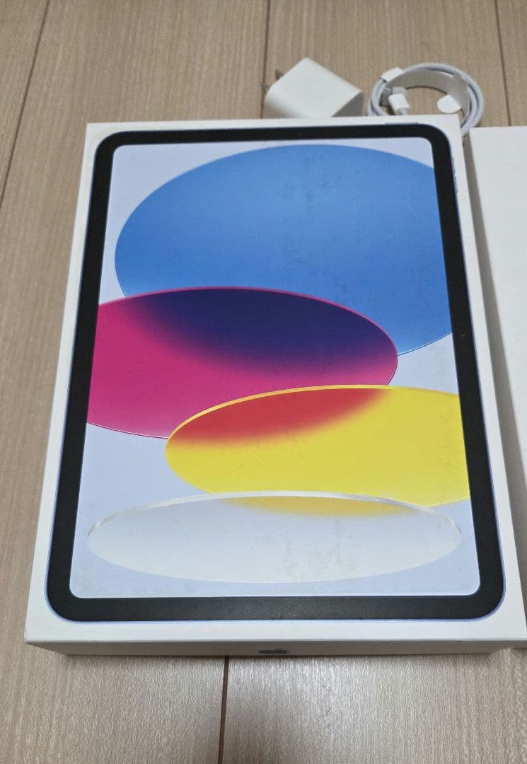 iPad 第10世代 64gb ブルー ケース付き フィルム付き