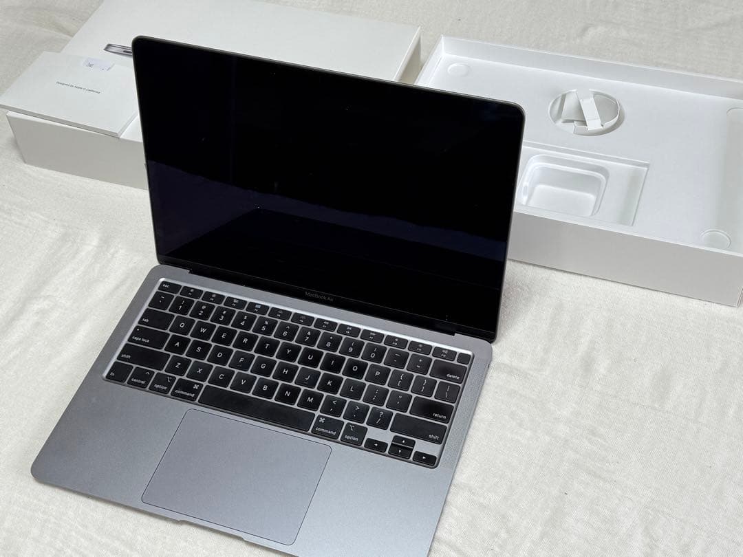美品お得セット✨MacBook Air 16GB 1TB＋純正マウス＆USBハブ