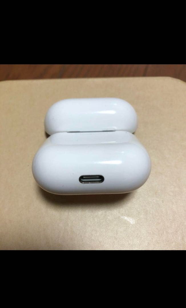 AirPods本体 ホワイト USB-C接続　ケースのみ