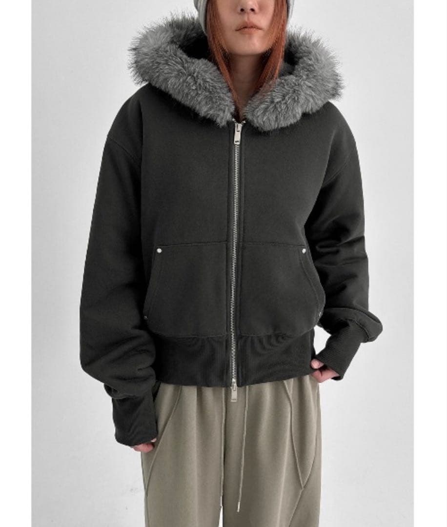 BLACKUP [MADE] エクシブファーフードジップアップ