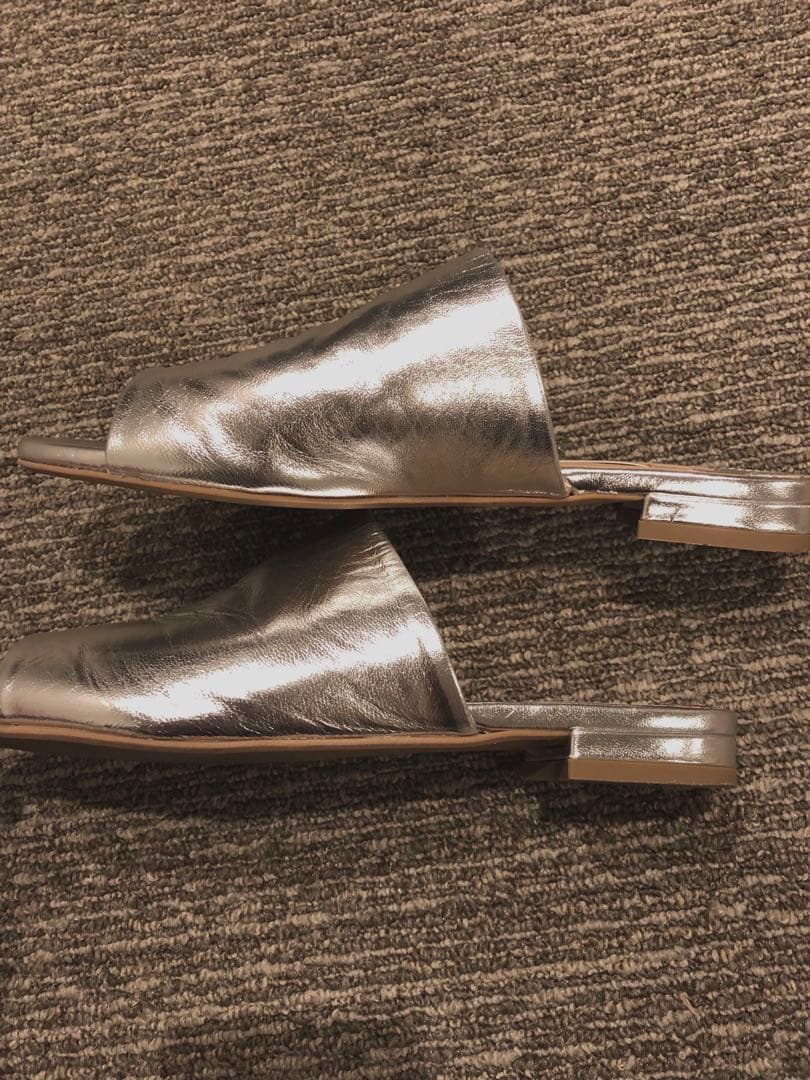 FABIO RUSCONIファビオルスコーニ シルバーサンダル ミュール38