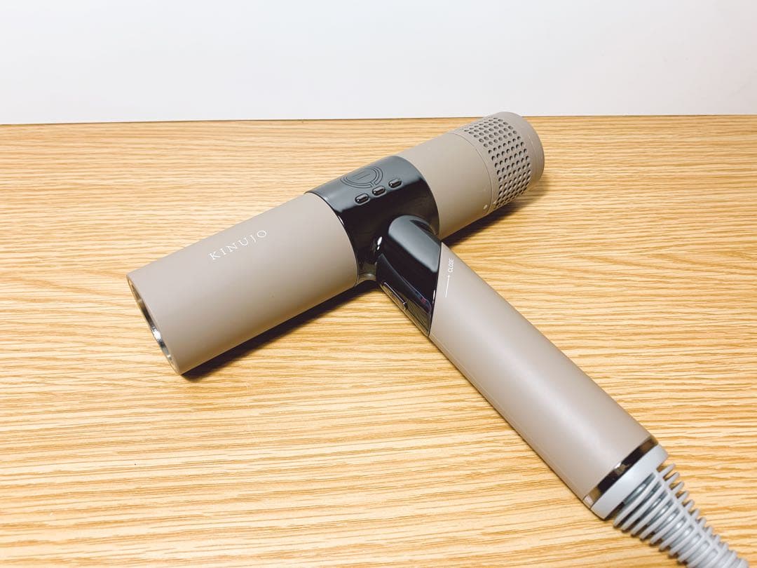 【美品✨】kinujo 絹女　キヌジョ　ドライヤー