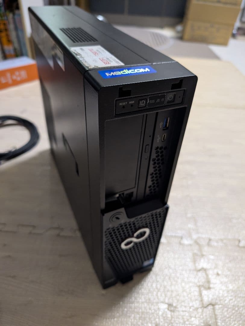 PRIMERGY TX1320 M5　NVIDIA T400