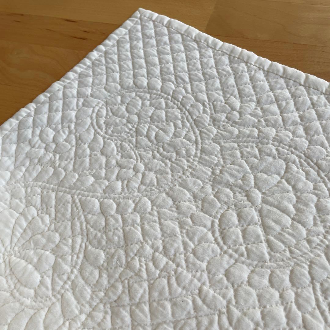 ［マミーのキルト］ホワイトキルト　ハンドメイド　#55