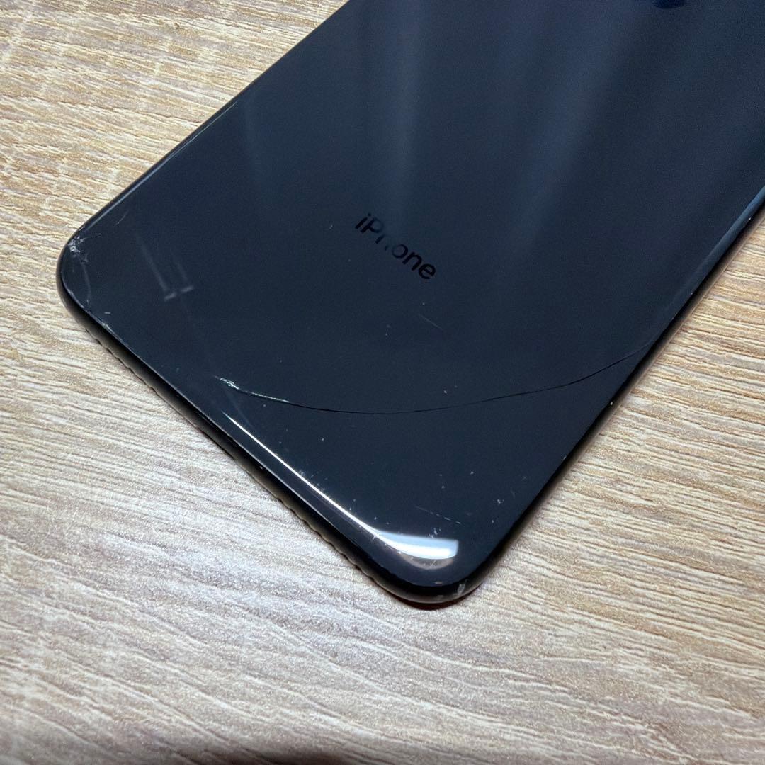 【中古】iPhone8plus （動作確認済み、画面割れ無し、箱あり）