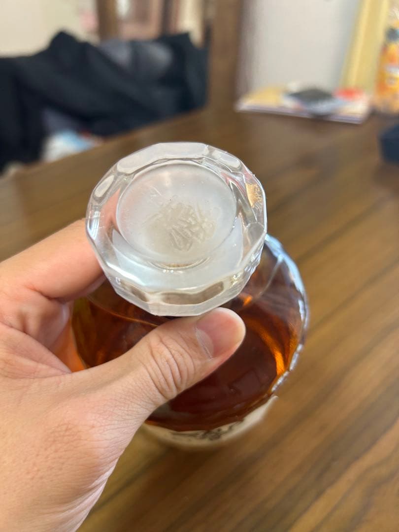 セール価格！サントリー響　700ml ジャパニーズウイスキー