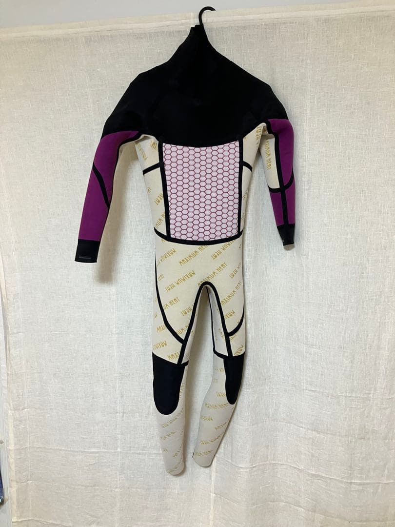 【新品未使用/試着のみ/メンズML】セミドライ ロングチェストジップfellow