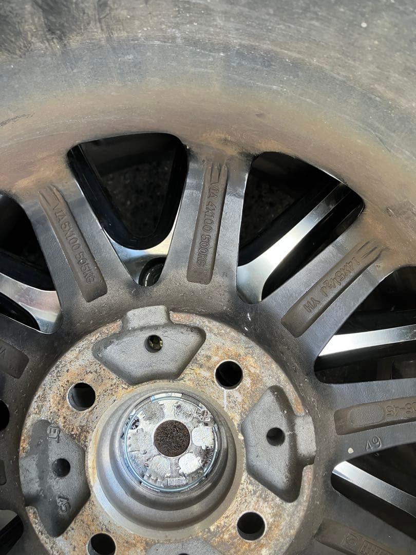 バリ溝　ブリヂストン VRX スタッドレスタイヤ　ホイール 14インチ