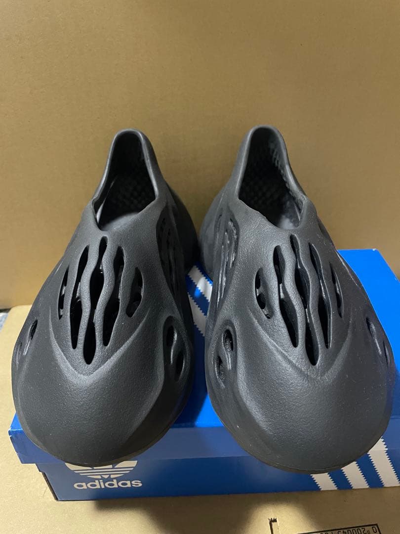 靴 adidas YEEZY Foam Runner 23.5cm
