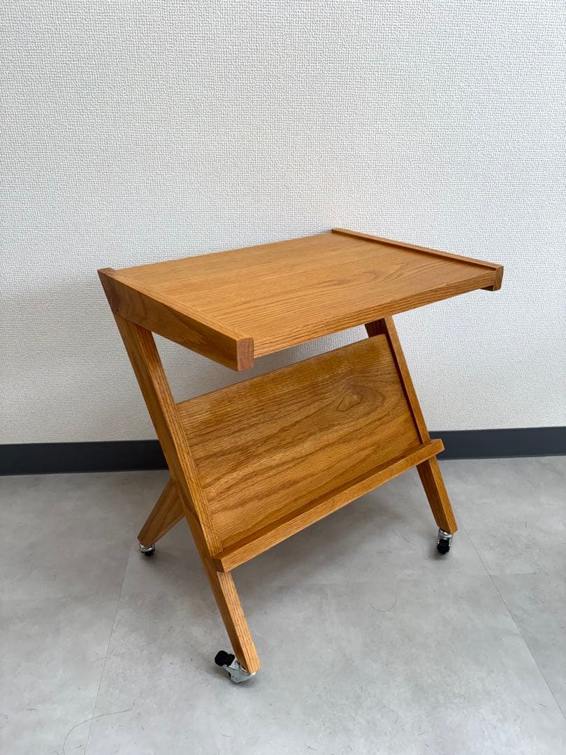 【未使用品】オーク サイドテーブル　木製サイドテーブル キャスター付き