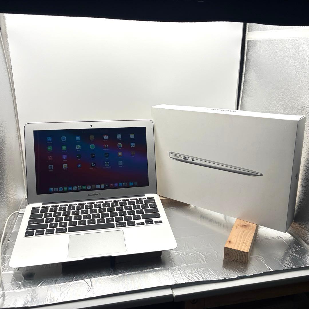 【美品】MacBookAir 11インチ Mid2014 US メモリ8g