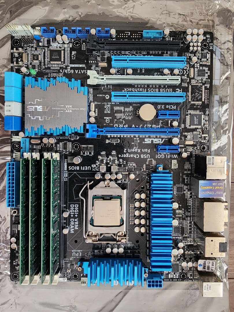 ASUS P8Z77-V PRO　CPU、32GBメモリ、CPUクーラー付き