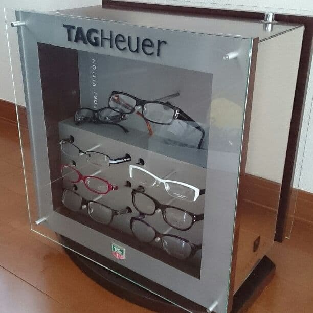 [非売品]タグホイヤー 回転メガネ・サングラス スタンドケース