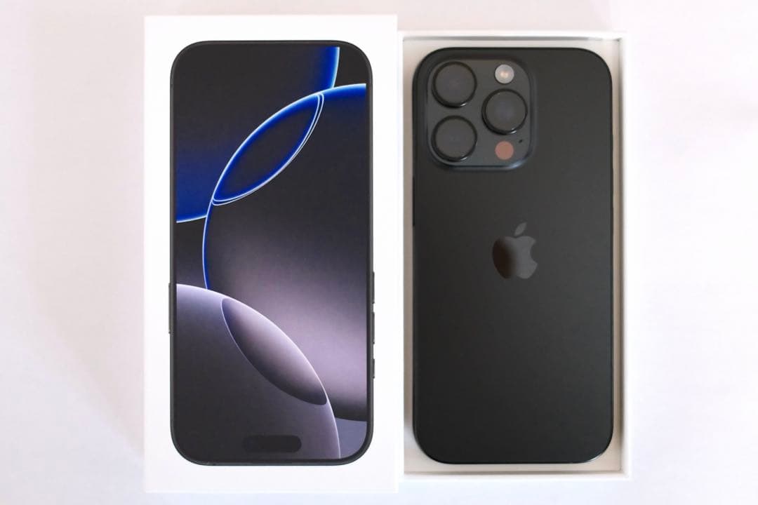 美品 iPhone16pro128GB ブラックチタニウム