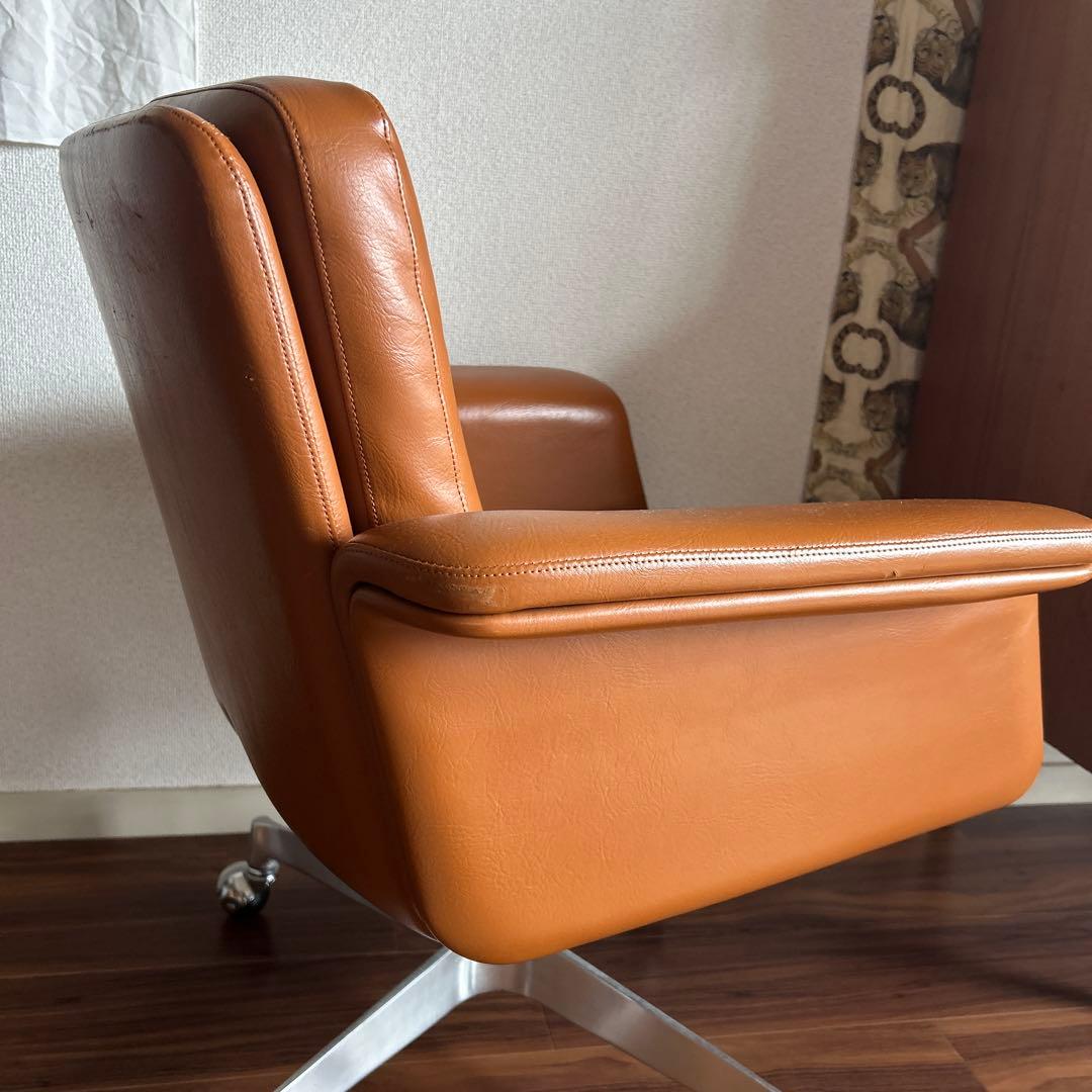 ビンテージアームチェア　ミッドセンチュリー