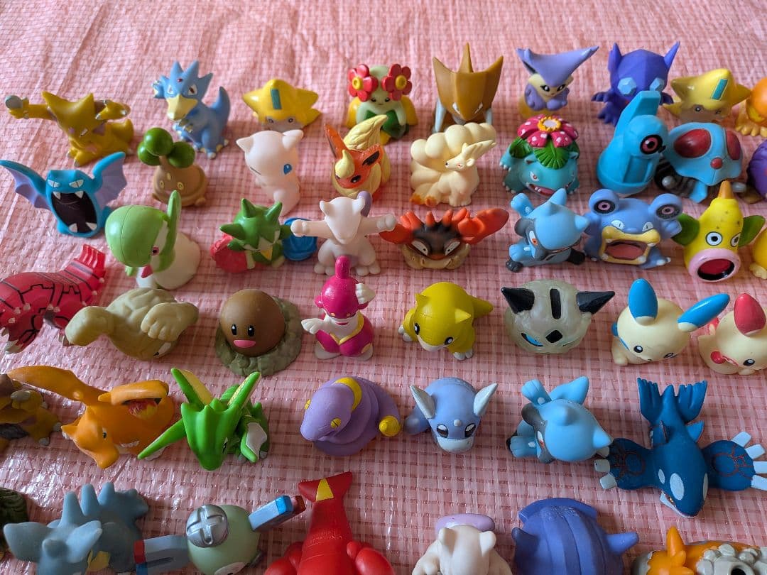 【匿名配送】ポケモンフィギュアセット 157体
