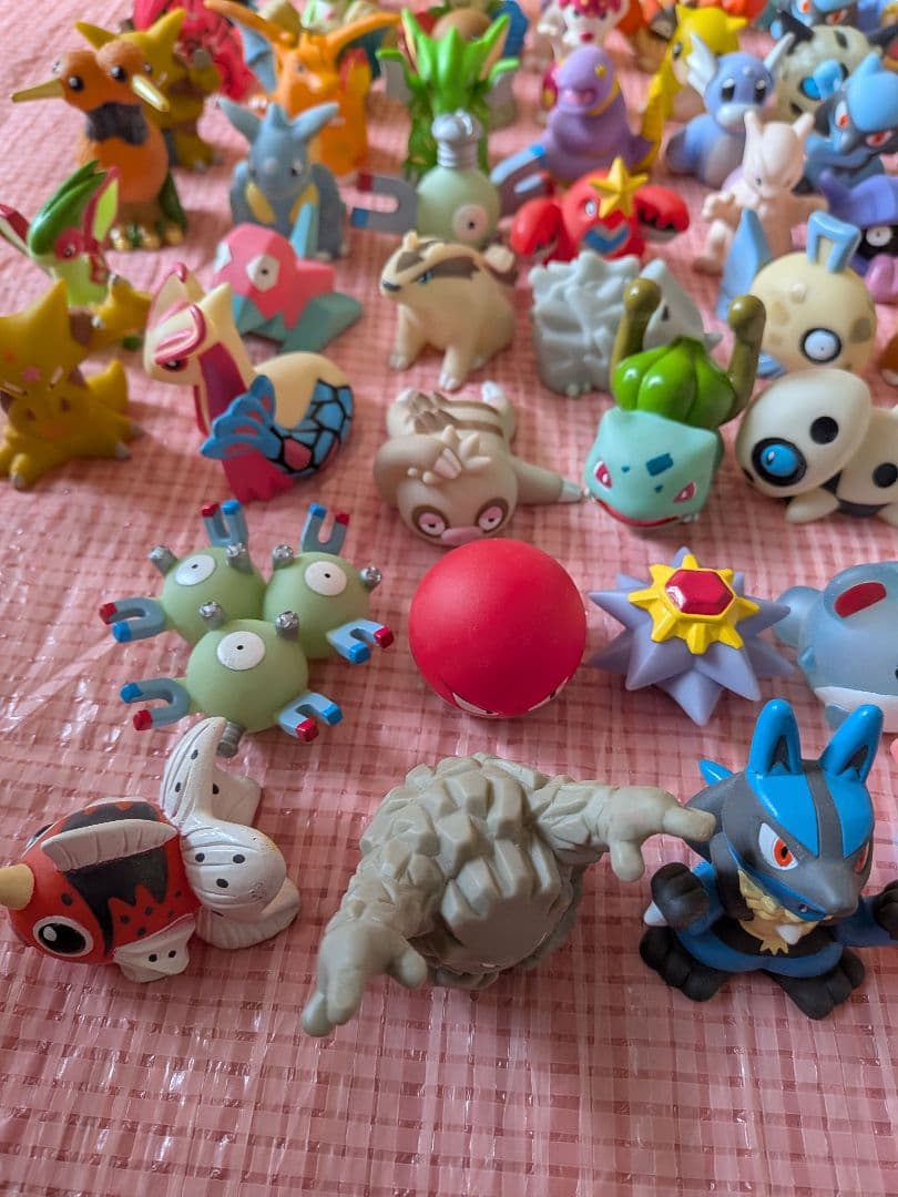 【匿名配送】ポケモンフィギュアセット 157体