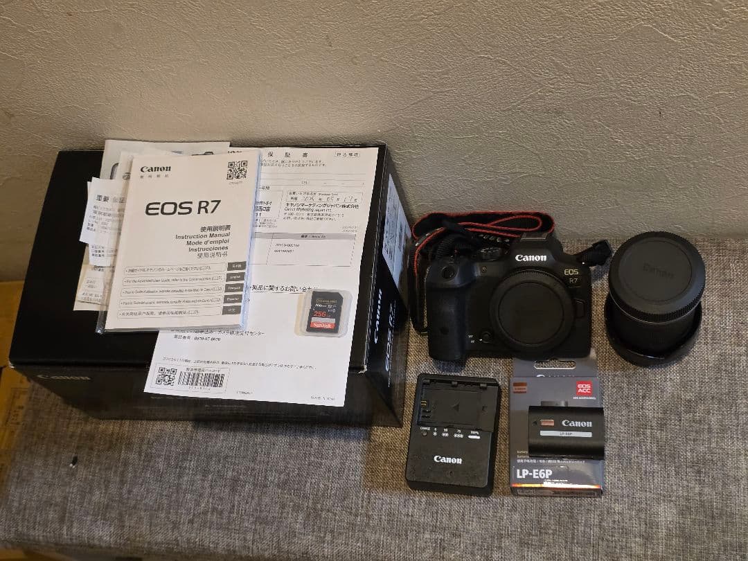 Canon EOS R7 カメラ ボディ& 18-150mmズームレンズセット