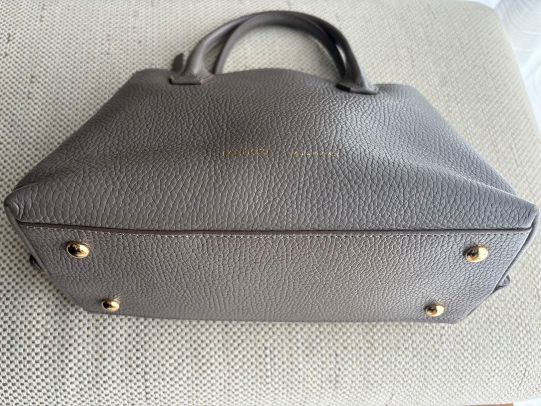 美品IACUCCIベラール2wayショルダーバッグ ハンドバッグ グレージュ