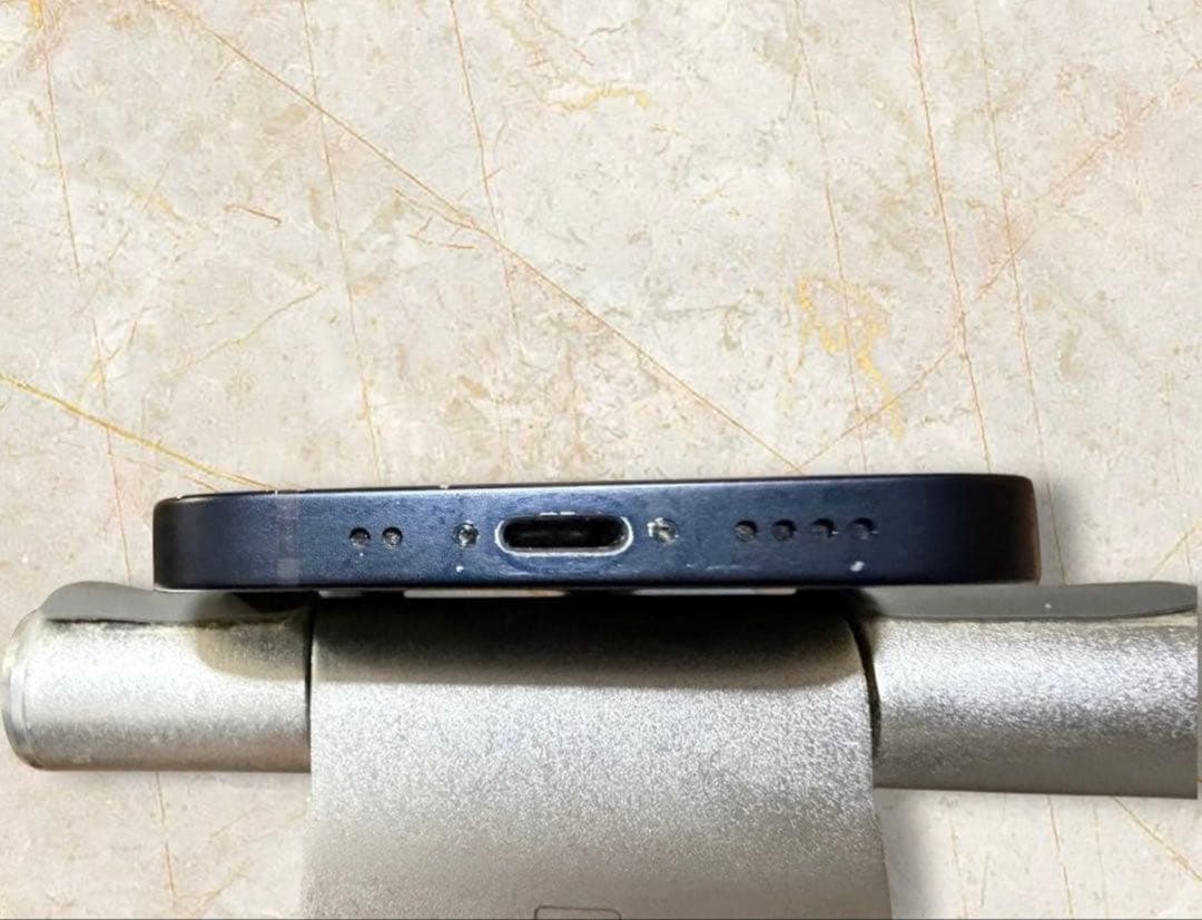 iPhone 12 mini 64GB ブラック 本体 SIMロック解除済