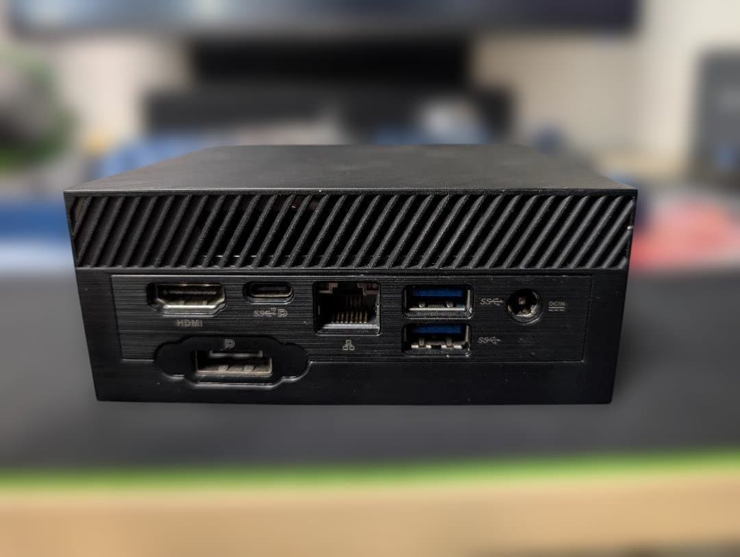 ASUS ミニPC PN50-BBR025MD / AMD Ryzen R3