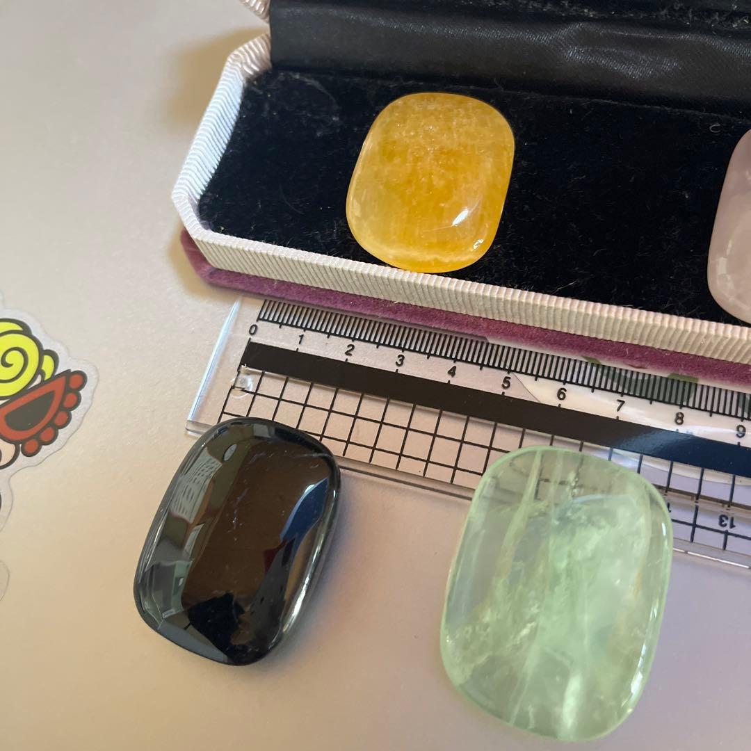 チャクラストーン　天然石　化粧箱入り