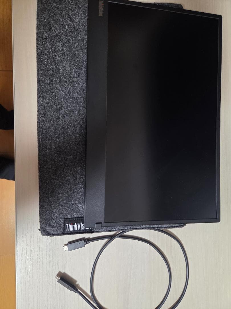 Lenovo ThinkVision 15.6インチ モニター m15