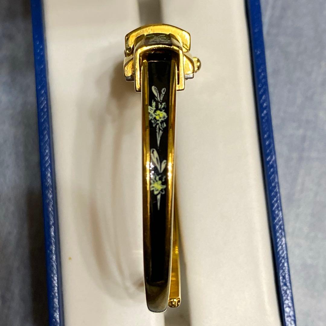 N3560 Andre Mouche バングルウォッチ