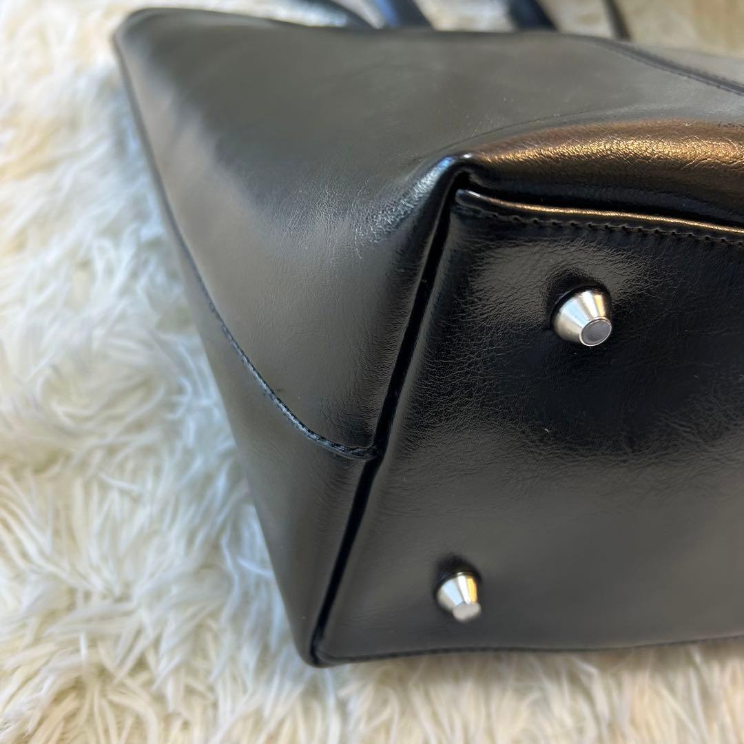 新品未使用　スーティスト レザートートビジネスバッグ A4タカキュー黒