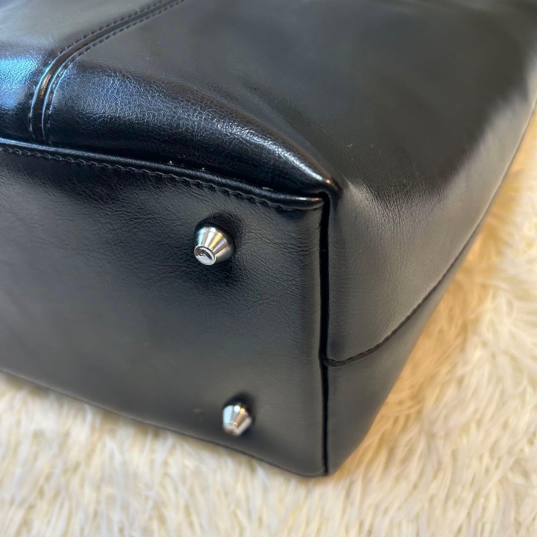 新品未使用　スーティスト レザートートビジネスバッグ A4タカキュー黒