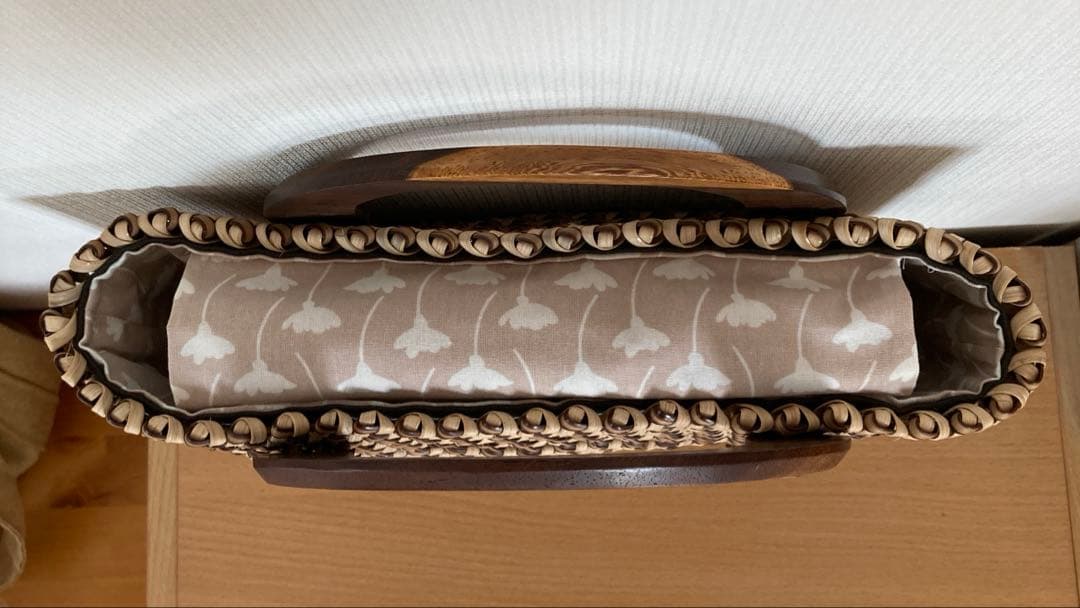 天然素材のかごバッグ（ブラウン・ベージュ）石畳編み　ノット編み