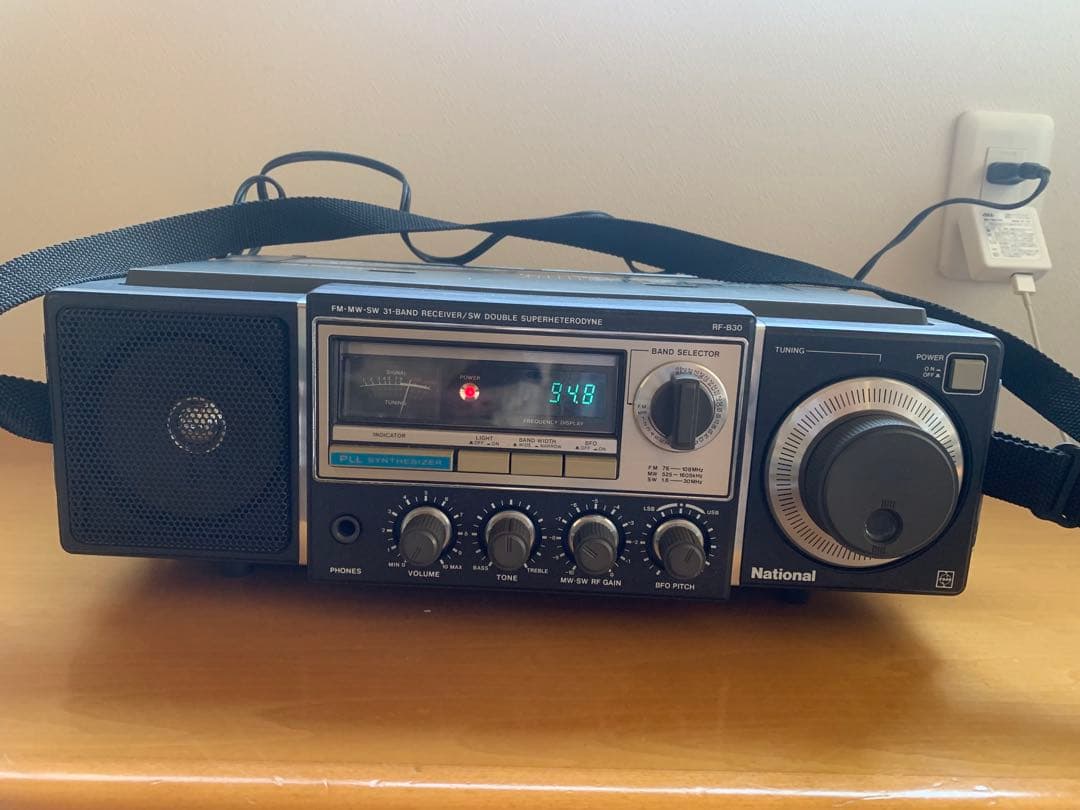 National RF-B30 ラジオ FM-AM 31バンド