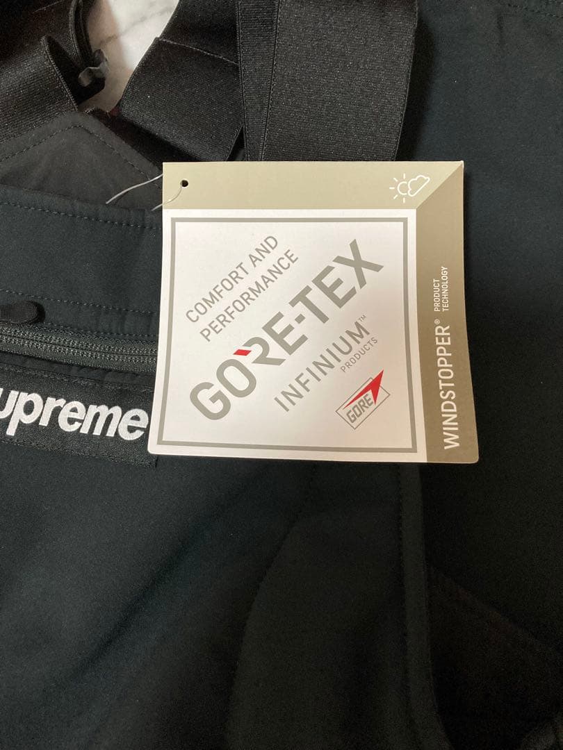 カラカラ❤️supreme WINDSTOPPER Overall