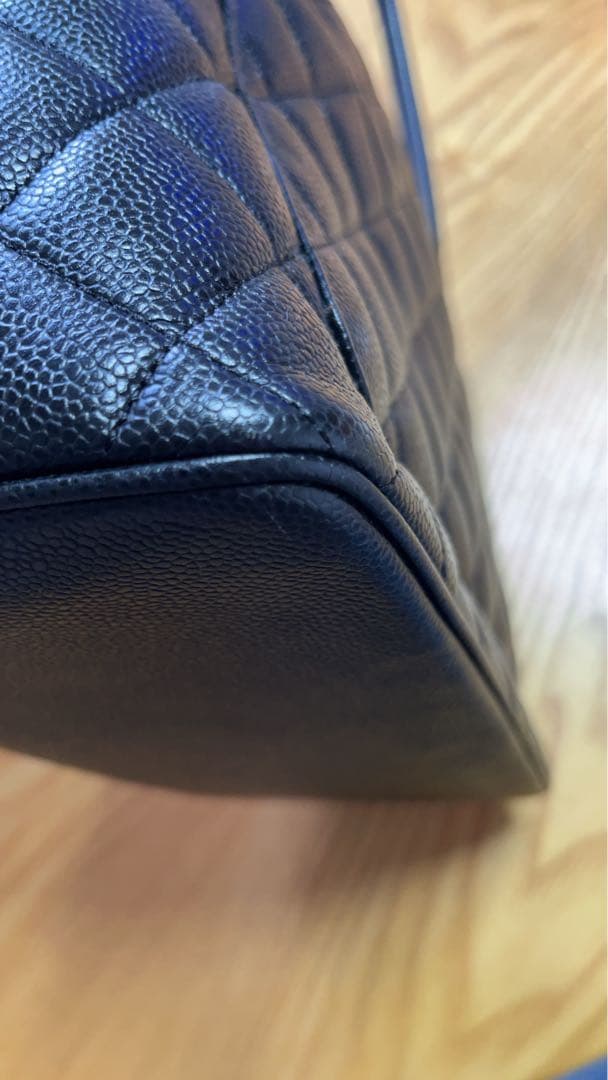 シャネル　キャビアスキン復刻トート　シルバー金具