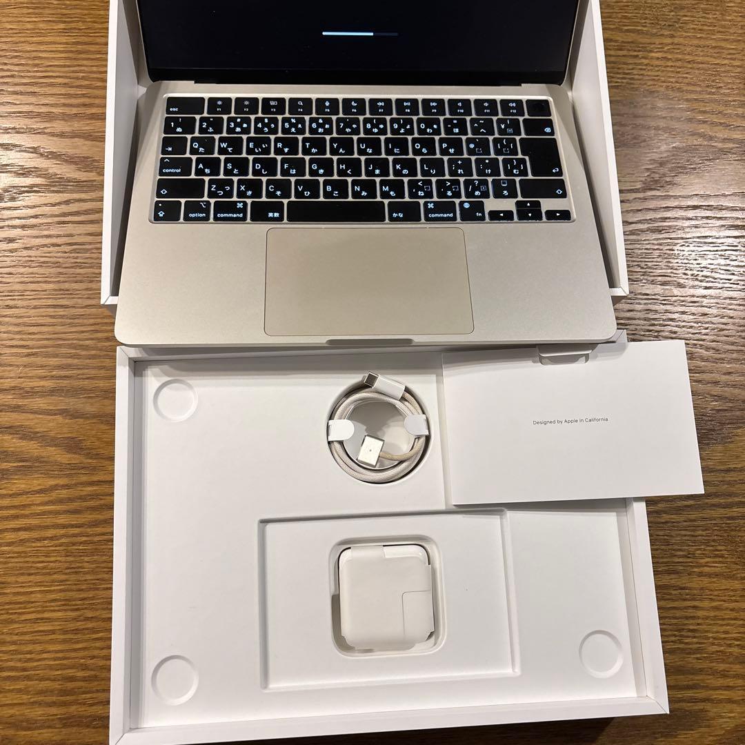 Apple MacBook Air 13.6インチ シルバー