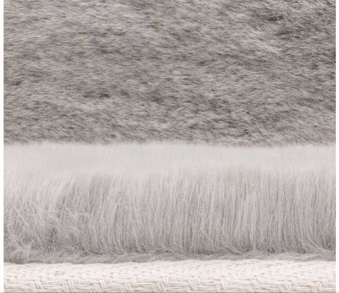 新品未開封　ニトリ　ラビットファータッチラグウサギラグ3 200X200 LGY