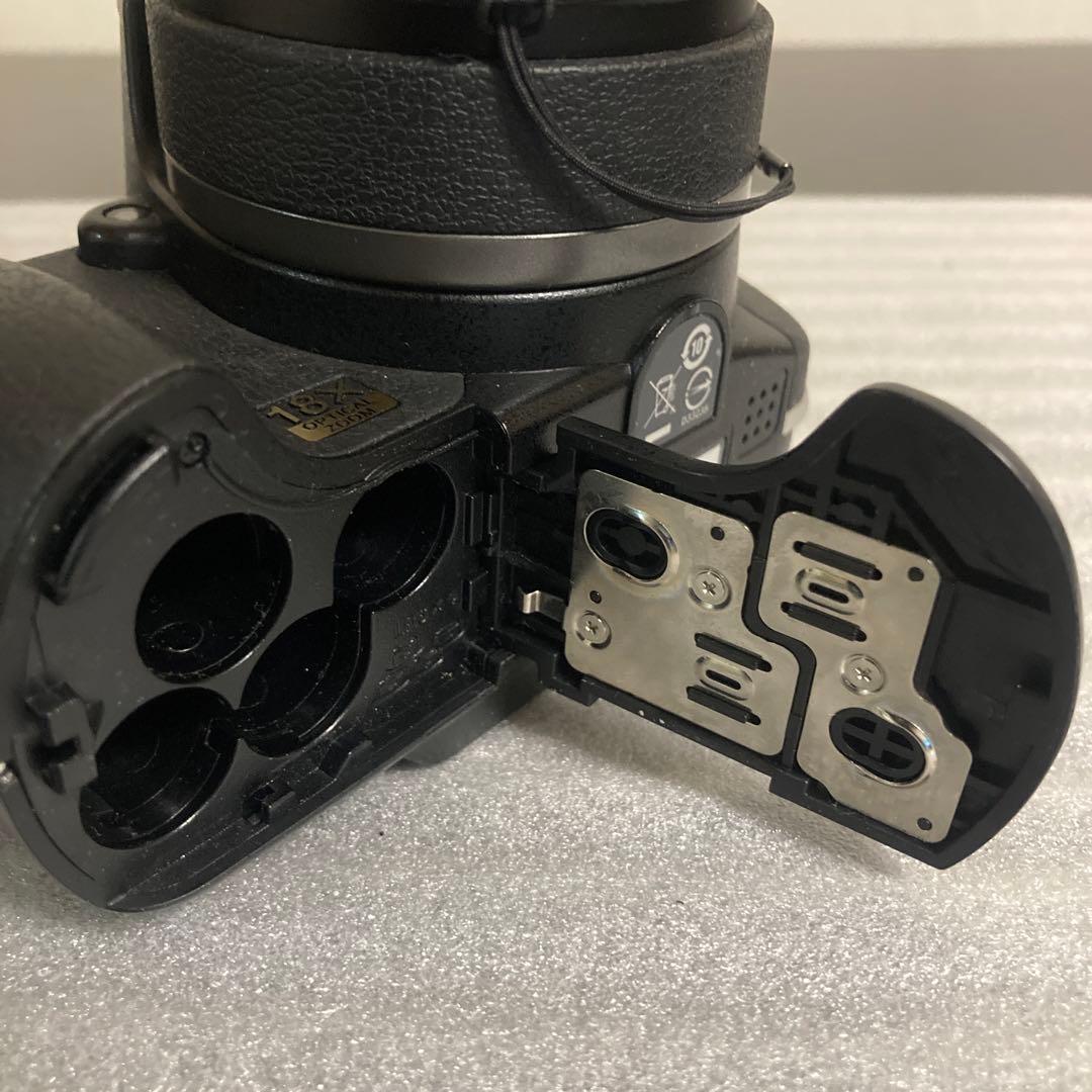 一眼レフフィルムカメラ　Canon 4台 、オリンパス 1台　動作未確認