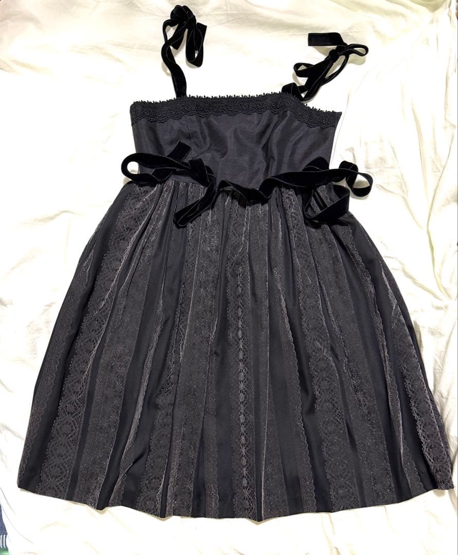 Moi-meme-Moitie モワメームモワティエ ワンピース