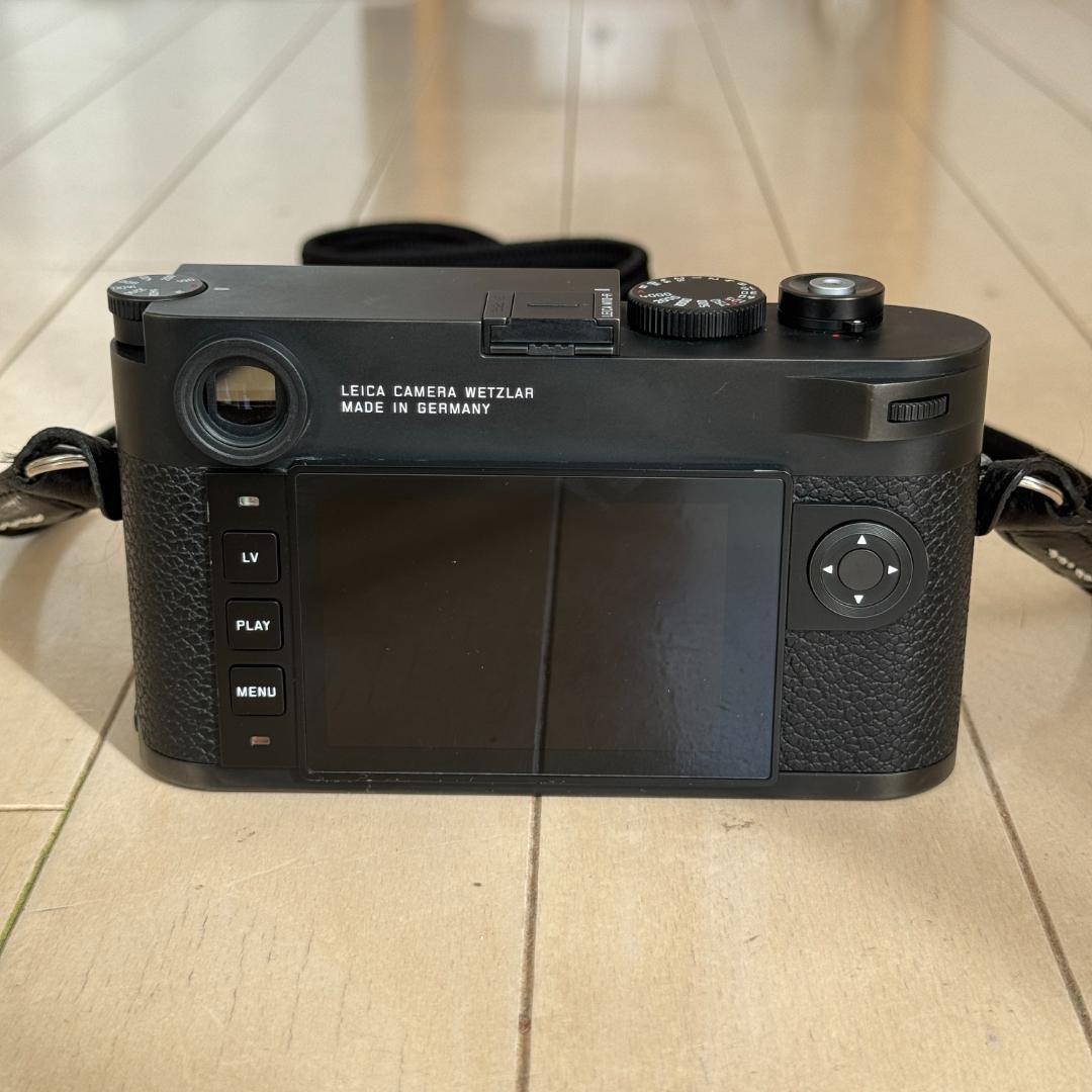 【美品】Leica M10-R ブラッククローム バッテリー2個 ストラップ付