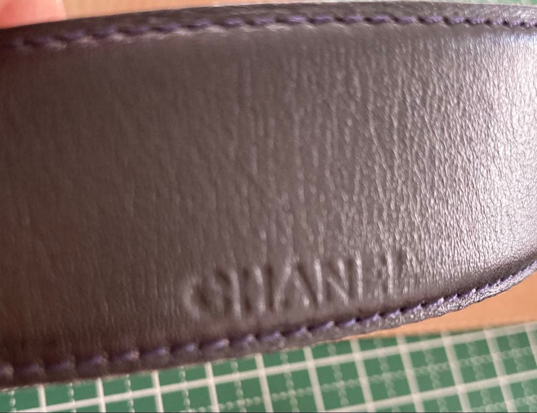 CHANEL ブラックレザーベルト ゴールドバックル