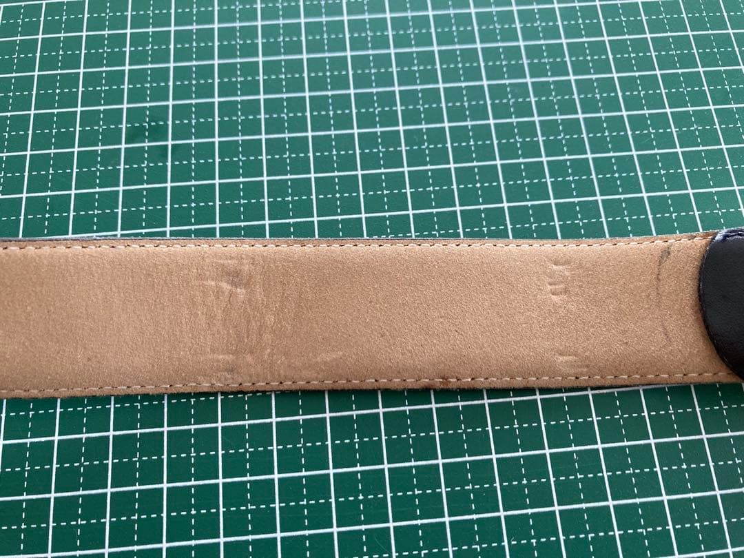 CHANEL ブラックレザーベルト ゴールドバックル