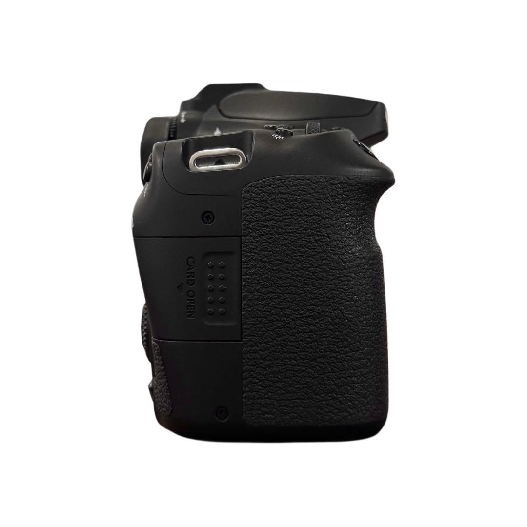 Canon EOS 90D ボディ APS-C一眼レフ 3250万画素 付属品有