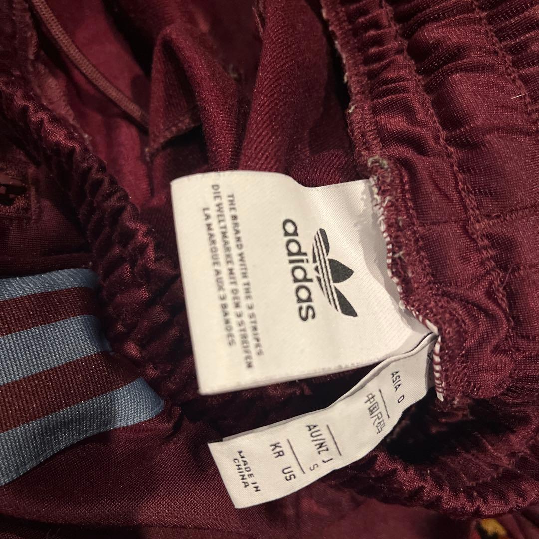 adidas originals ラインパンツ