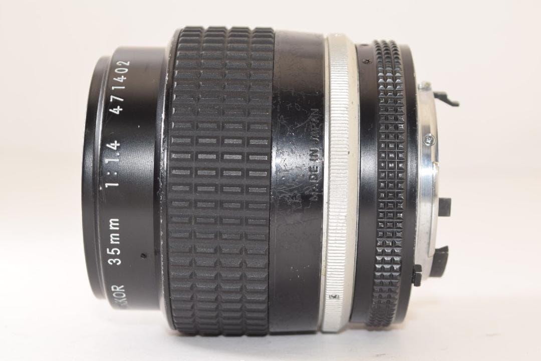 Nikon Ai-s ニッコール 35mm f1.4 MF ワイドレンズ