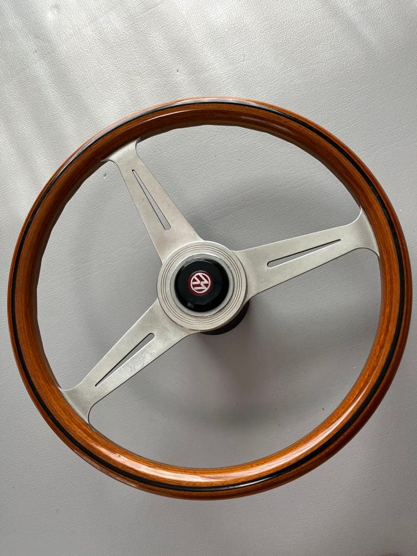 【値下げ中】Volkswagen ステアリングホイール 3本スポーク ハンドル